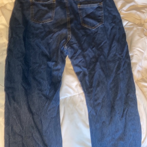 Pants 👖 - Picture 3 of 3